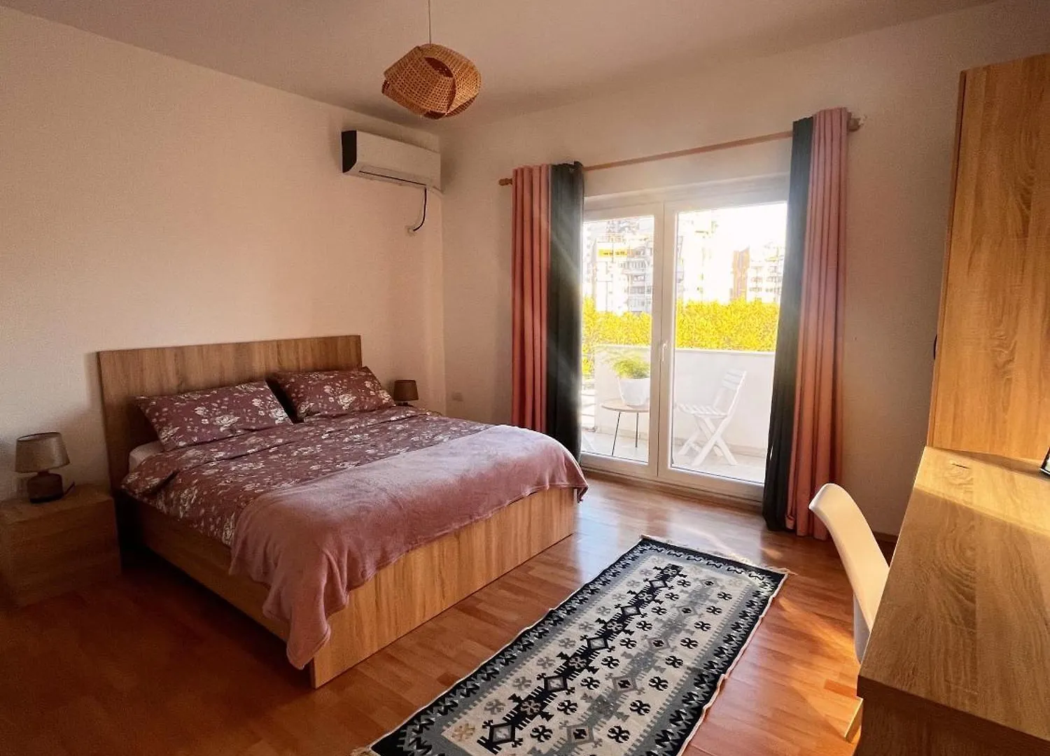 Appartamento A Casa Dei Nonni Tirana